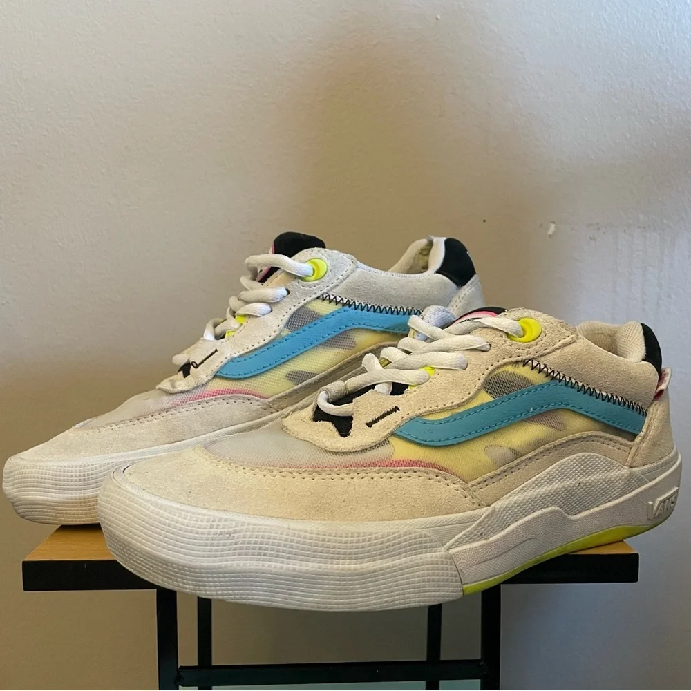 Vans Cream Blue Sneakers Mesh Pink Yellow Accents – Men 6 / Women 7.5 - Picture 3 of 16